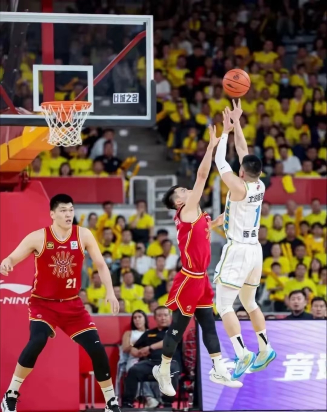 集结日CBA季后赛焦点战，圣安东尼奥马刺更衣室发声，气氛紧张，细节决定成败的简单介绍-开云体育