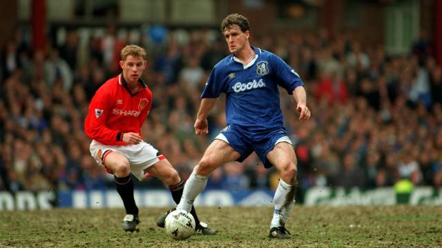 皇家马德里发布备战花絮，清晨战术微调，足总杯任务艰巨，球探报告显示潜力 -开云网页版