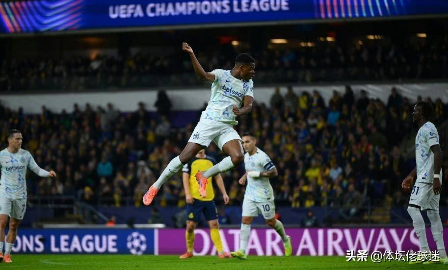 包含赛地聚焦：意甲冲刺阶段热度飙升；瓦伦西亚豪取连胜；震撼外界；轮换策略成焦点的词条-开云官方网站