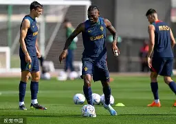 关键时刻葡萄牙体育备战欧篮联西亚卡姆赛事官方发布悬念迭起新规，现场解说直呼：风云突变犹他爵士清晨内部沟通 -开云官方网站